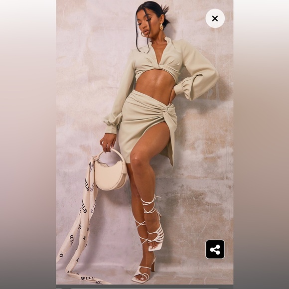 Pretty Little Thing crop top and matching skirt set - Picture 1 of 5